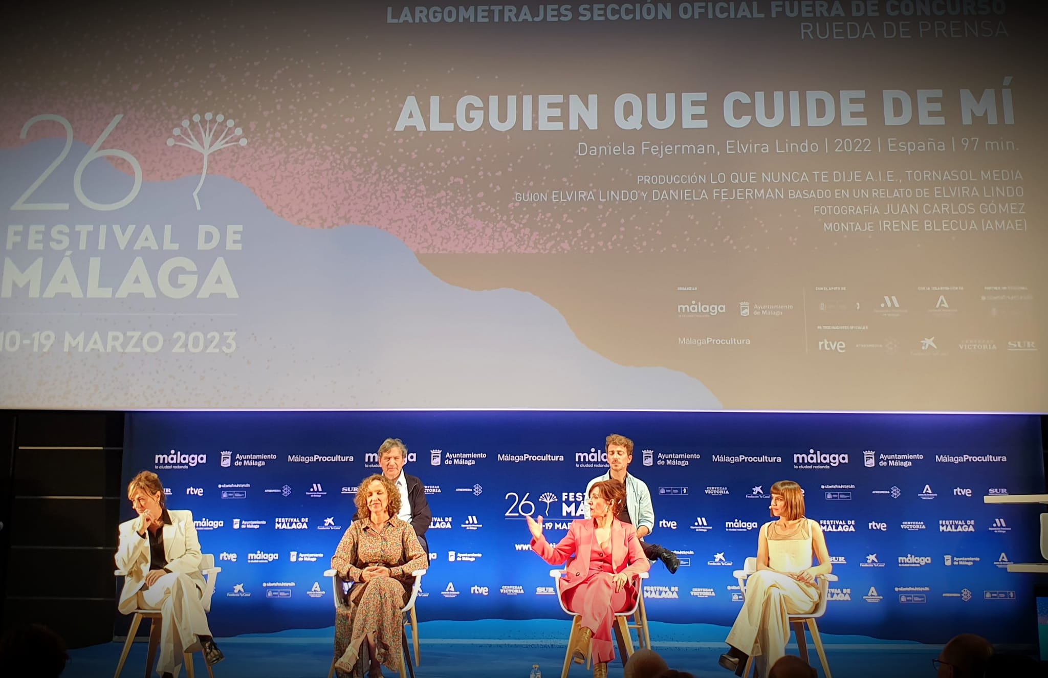 Rueda de prensa película de inauguración – «Alguien que cuide de mi» – 26 Festival de Cine de Málaga